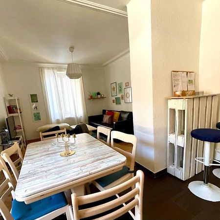 Appartement Douces Heures Avec Parking Couvert Prive Le Locle Ngoại thất bức ảnh